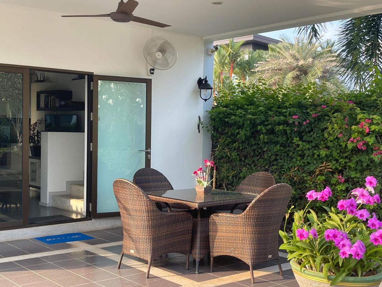 Seabreeze Villa Rayong Eksteriør billede