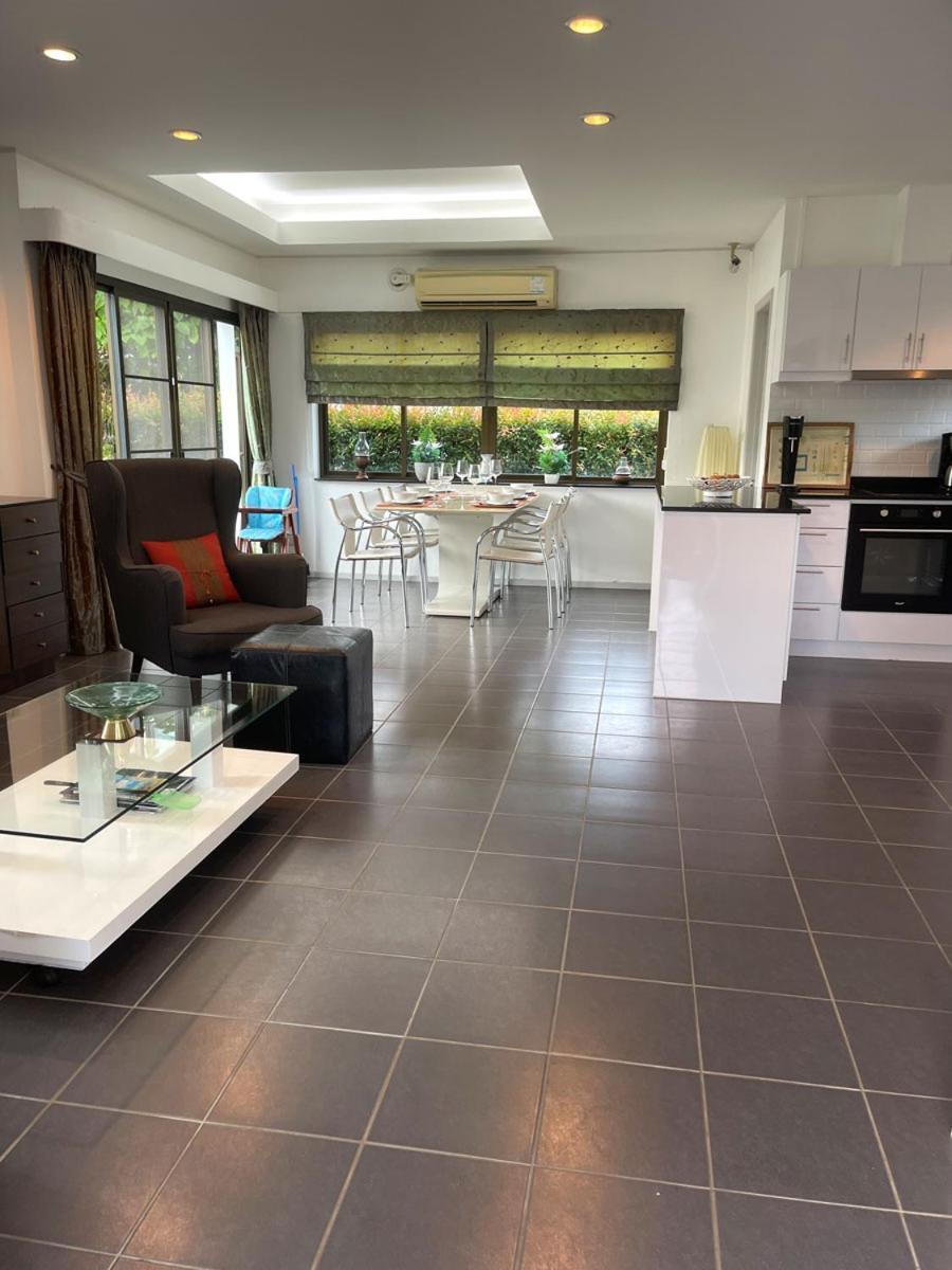 Seabreeze Villa Rayong Eksteriør billede